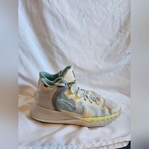 listing-status-banner